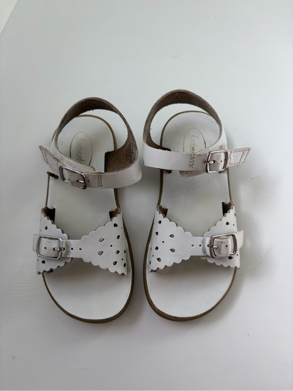FootMates White Girls' Scalloped Ankle Strap Sandals